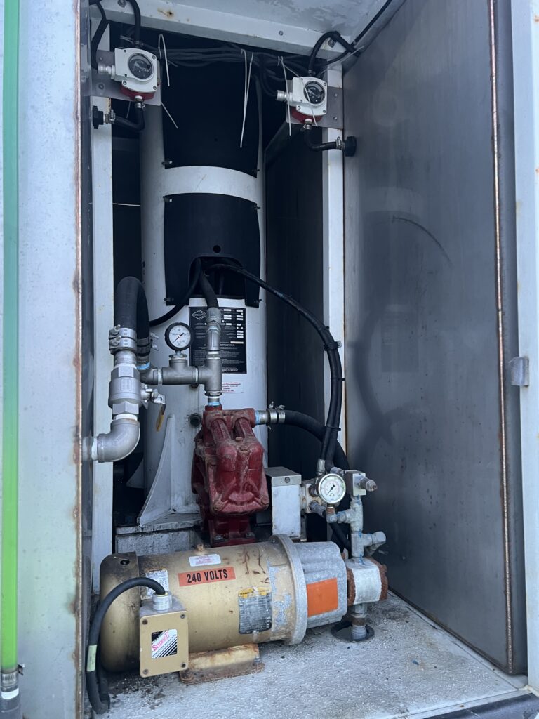 2012 International 4300 Deicer