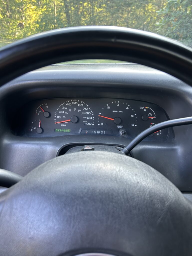 2004 F-350 Aircraft Maintenance Truck